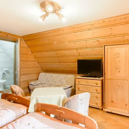 Quarto em Acomodações Particulares Willa Tadeusz *
